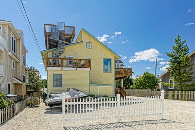 3-1915 B S Bay Ave (40)