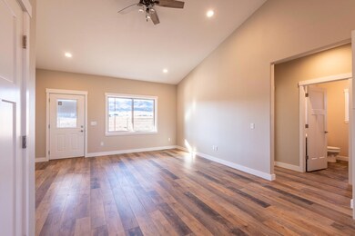 2 Alaska Trail-69-HDR