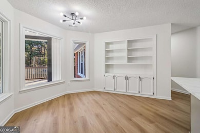 135 Willow Lake Ln, Sharpsburg, GA 30277 - photo 7