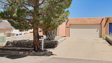 1053 Hillrise Ct, Las Cruces, NM 88011 - photo 3