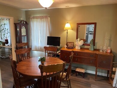 710 Forest Cir, Douglas, GA 31533 - photo 7