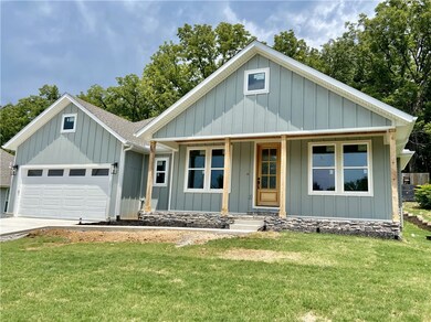 55 Overton Dr, Bella Vista, AR 72714 - photo 2