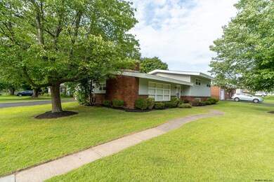 237 Osborne Rd, Albany, NY 12205 - photo 3