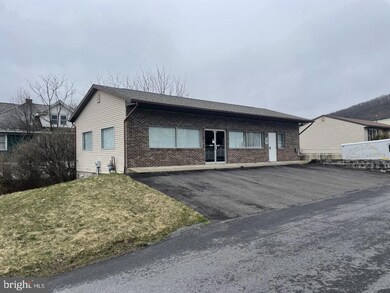 325 Peter St, Ashland, PA 17921 - photo 2