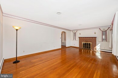 6120 Quinn Orchard Rd, Frederick, MD 21704 - photo 4