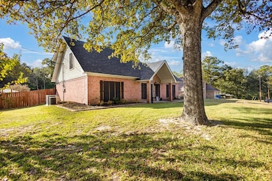 1701 Edgebrook St, Henderson, TX 75652 - photo 3