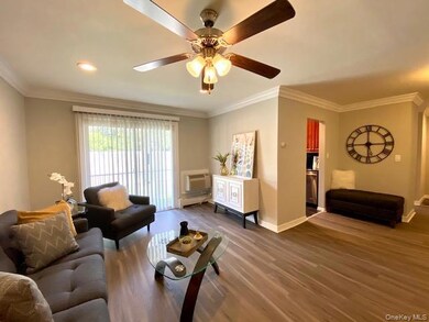 250 River Ave unit 142, Patchogue, NY 11772 - photo 3