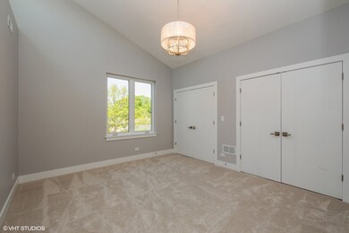 714 S Hillside Ave, Elmhurst, IL 60126 - photo 6