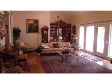 Beautiful built-in bookcases!