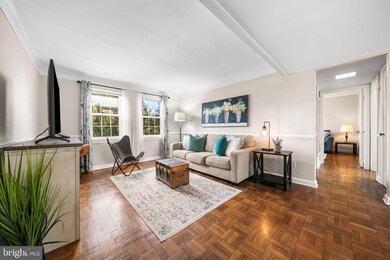 6725 W Wakefield Dr unit B1, Alexandria, VA 22307 - photo 4