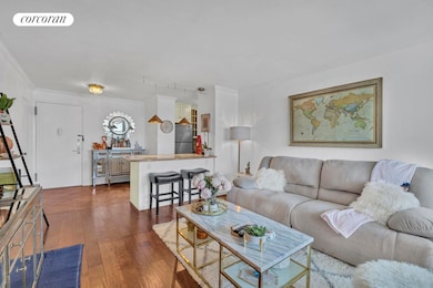 Gramercy Park Towers unit 15A, New York, NY 10003 - photo 4