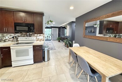 171 Crown Dr unit 10, Naples, FL 34110 - photo 3