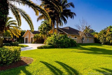 11485 SW 22nd Ct, Davie, FL 33325 - photo 5