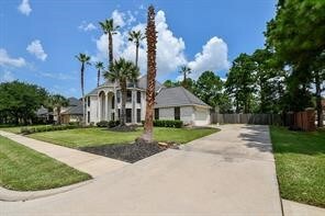 17106 Copper Shore Dr, Houston, TX 77095 - photo 3