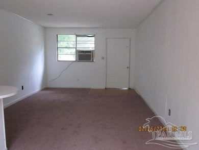 671 E Olive Rd unit 4, Pensacola, FL 32514 - photo 2