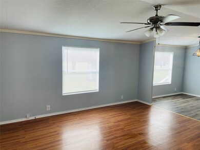 13310 Pleasant Valley Rd, Pearland, TX 77581 - photo 7