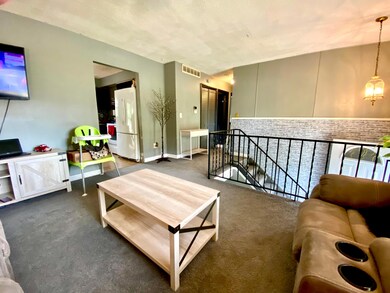 Upstairs living room 2