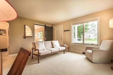 202 Lake Ave S, Ottertail, MN 56571 - photo 3