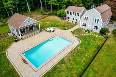 48 Maple St, Sherborn, MA 01770 - photo 2