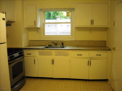 108 Center Ave unit Rear, Atlantic Highlands, NJ 07716 - photo 4