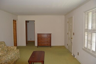 306 Charlotte Dr, Shelbyville, TN 37160 - photo 4