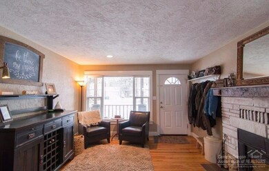 335 NE 10th St, Bend, OR 97701 - photo 5