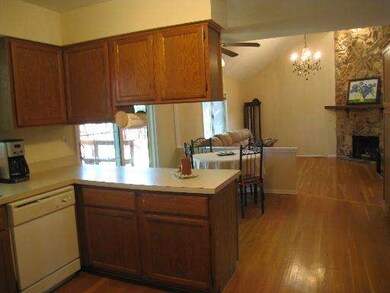 2551 Misty Ct, Naperville, IL 60564 - photo 4