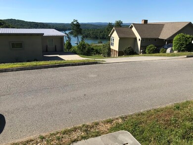 24BFB2F3-AE7D-4505-8EEE-A80FB9572FAD