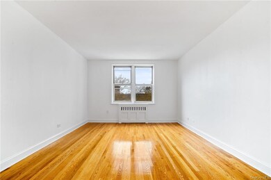 Netherland Gardens Cooperative unit 5D, Bronx, NY 10471 - photo 6