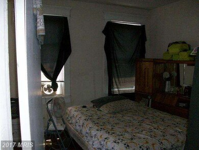 2630 Garrett Ave, Baltimore, MD 21218 - photo 5