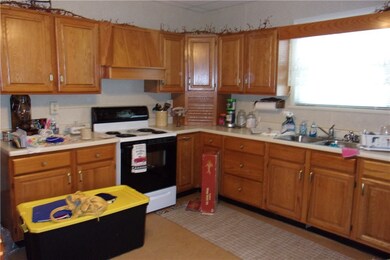 14 Juniper St, Homer City, PA 15748 - photo 5