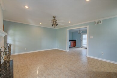 1424 Silverpines Rd unit 1, Houston, TX 77062 - photo 6