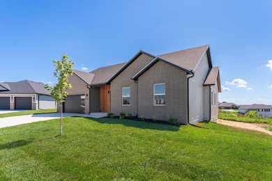 2220Braxton-1