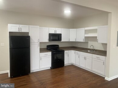 9829 Solomons Island Rd unit 1, Owings, MD 20736 - photo 2