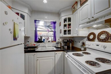 724 SW 14th Terrace, Fort Lauderdale, FL 33312 - photo 5