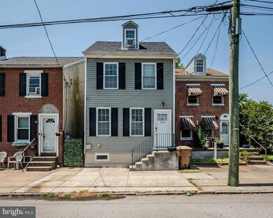 120 W 8th St, New Castle, DE 19720 - photo 2