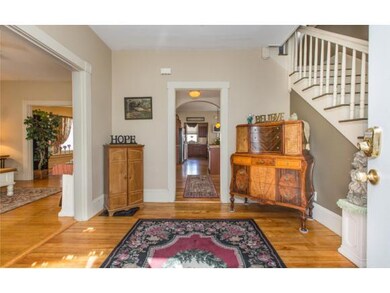 Fabulous Entryway