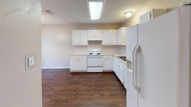 1883-Greystone-Lane-Kitchen