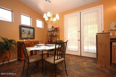 Eat-In Kitchen
