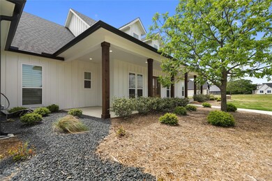 757 Glade Park Ct, Azle, TX 76020 - photo 4