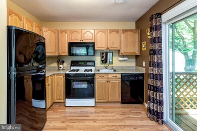 9472 Old Deep Ct, Columbia, MD 21045 - photo 6