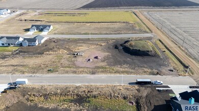 903 Sunset St, Valley Springs, SD 57068 - photo 7