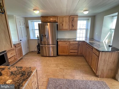 1152 Valley Forge Rd unit 1152 WEST, Norristown, PA 19403 - photo 4