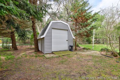 5-web-or-mls-16528 James St, Holland-13