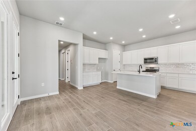 108 Maceo Way unit 101, San Marcos, TX 78666 - photo 6