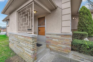 2-web-or-mls-824-826-s-weyant-ave