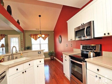 909 Windgate Dr, Wilmington, NC 28412 - photo 4