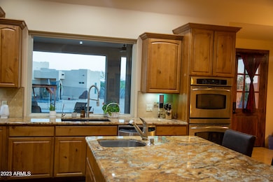 06-Kitchen