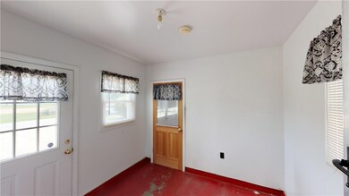 3040 Willis St, Erie, PA 16506 - photo 3