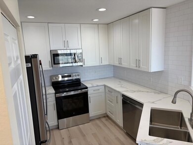 Flagler Pointe unit 926, West Palm Beach, FL 33407 - photo 2